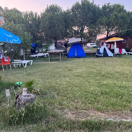 Gunes Tatil Koyu פארק נופש 3*