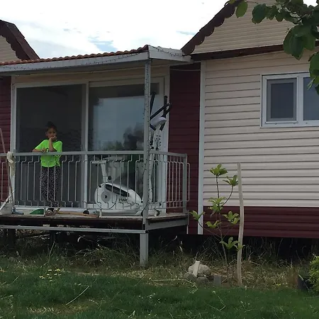 Gunes Tatil Koyu פארק נופש 3*