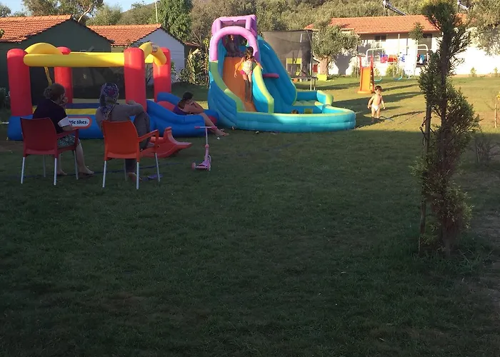Gunes Tatil Koyu Tatil parkı Bademli (Dikili)