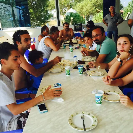 Gunes Tatil Koeyue פארק נופש