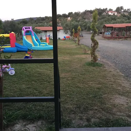 Gunes Tatil Koyu Bademli (Dikili)