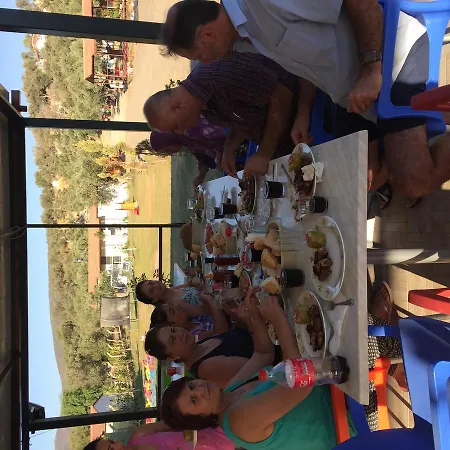 פארק נופש Gunes Tatil Koeyue