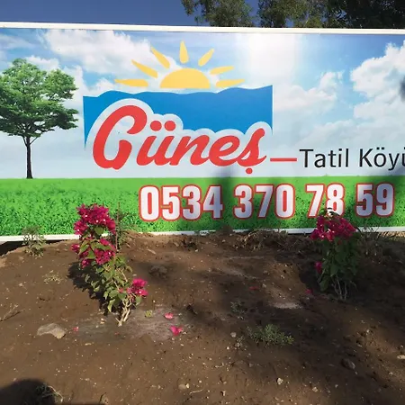 פארק נופש Gunes Tatil Koeyue 3*