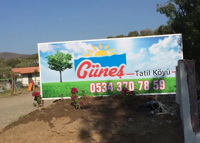 Gunes Tatil Koyu Bademli (Dikili)